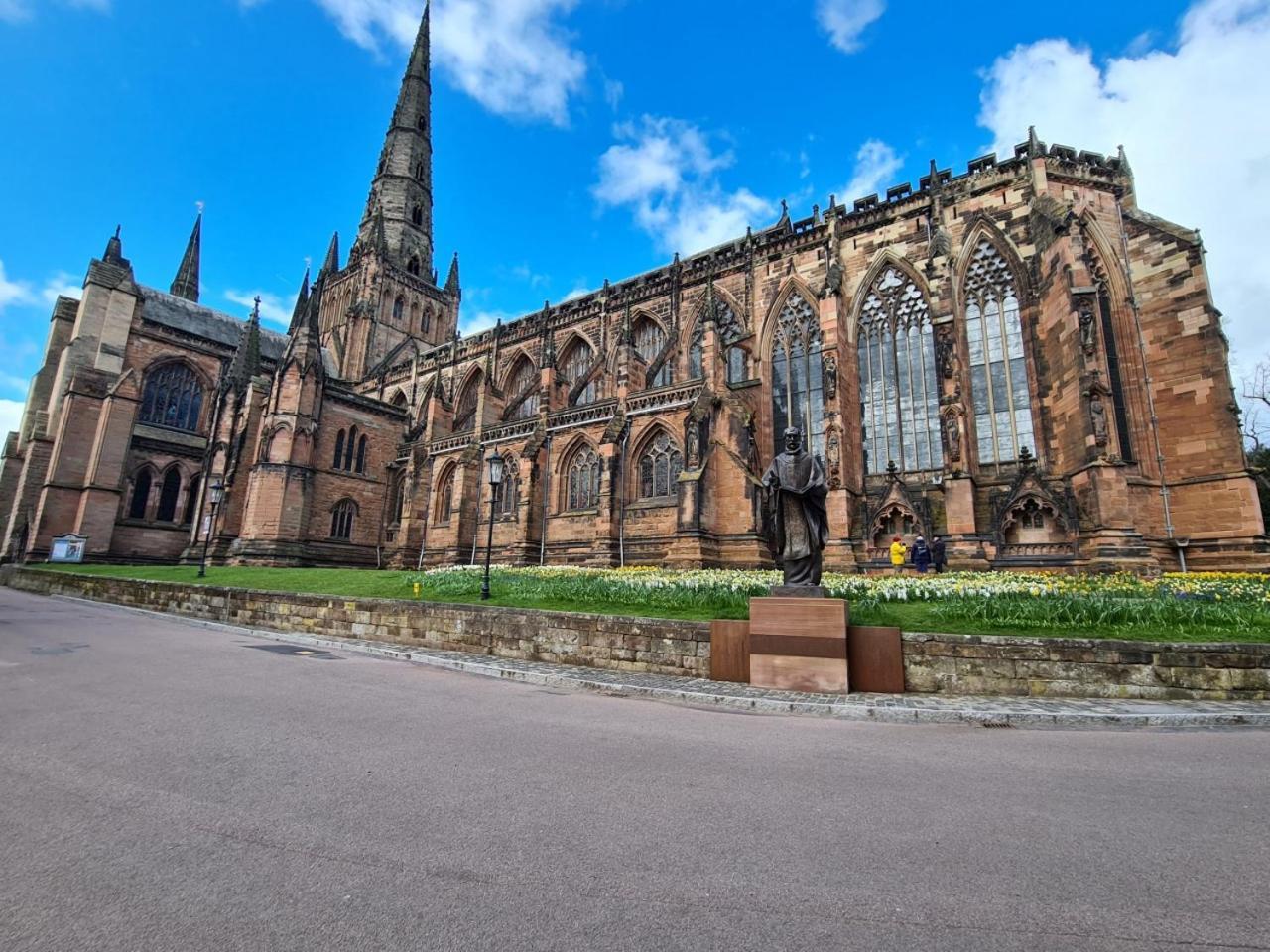 Samuels' A Duplex Apartment By Spires Accommodation In Lichfield City Centre Екстериор снимка