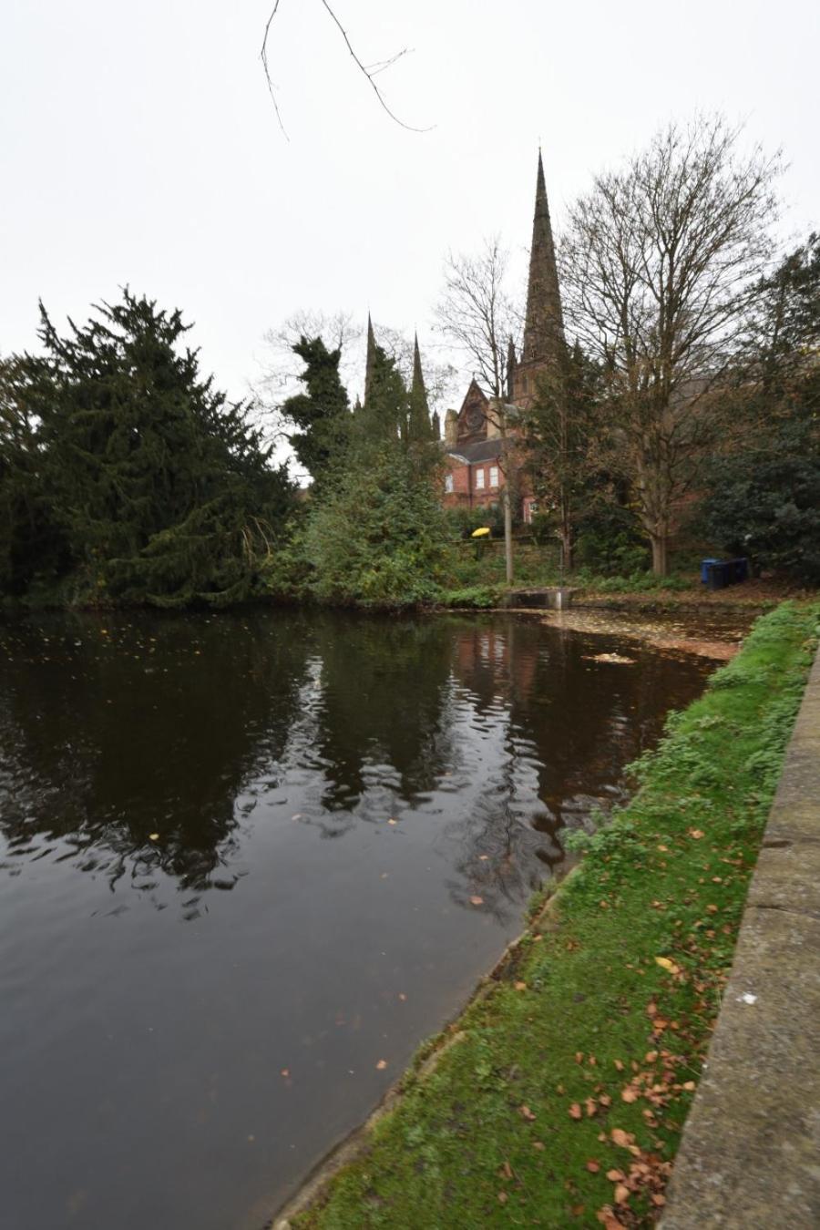 Samuels' A Duplex Apartment By Spires Accommodation In Lichfield City Centre Екстериор снимка
