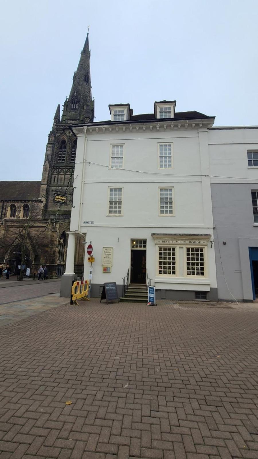 Samuels' A Duplex Apartment By Spires Accommodation In Lichfield City Centre Екстериор снимка