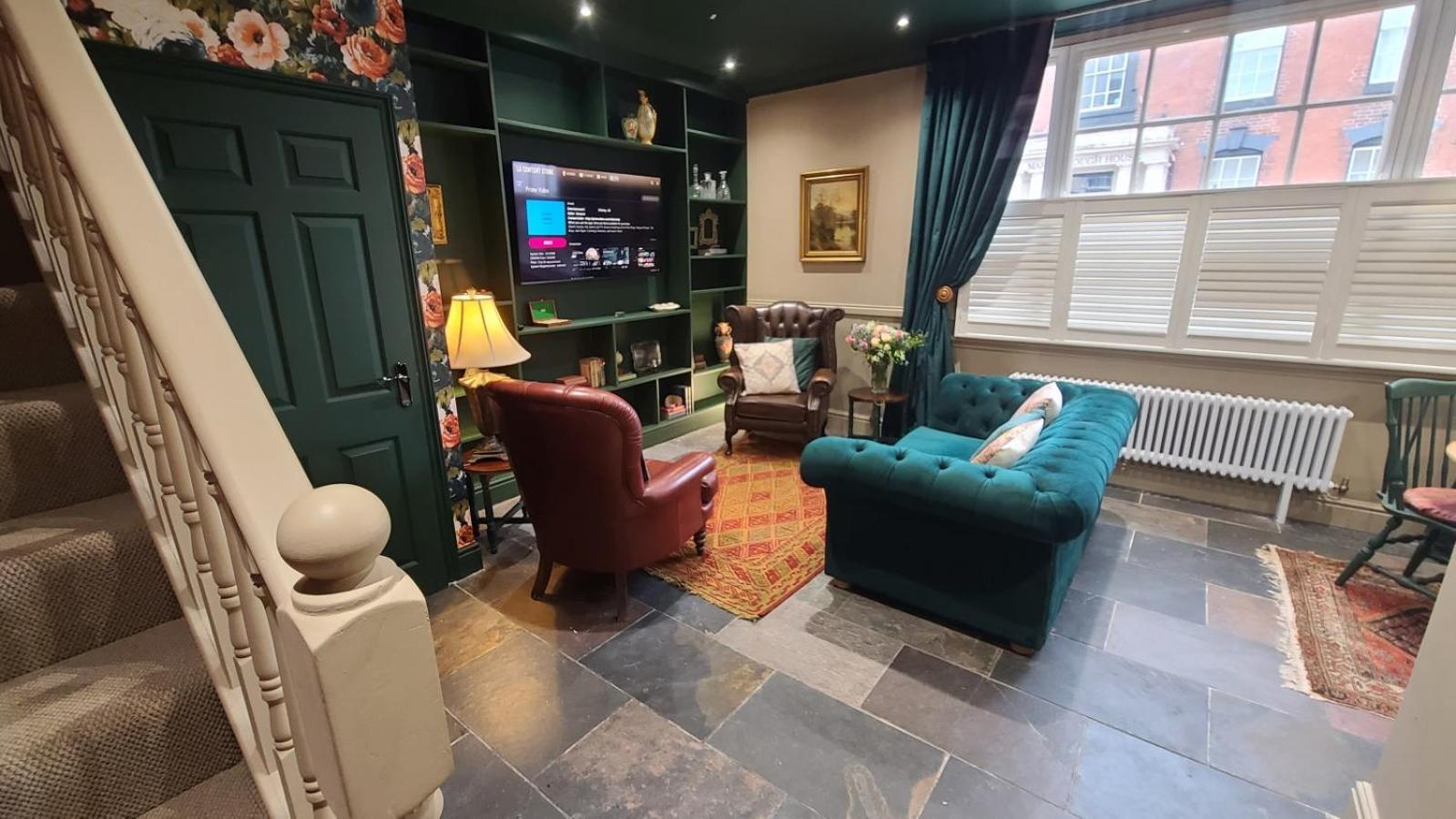 Samuels' A Duplex Apartment By Spires Accommodation In Lichfield City Centre Екстериор снимка