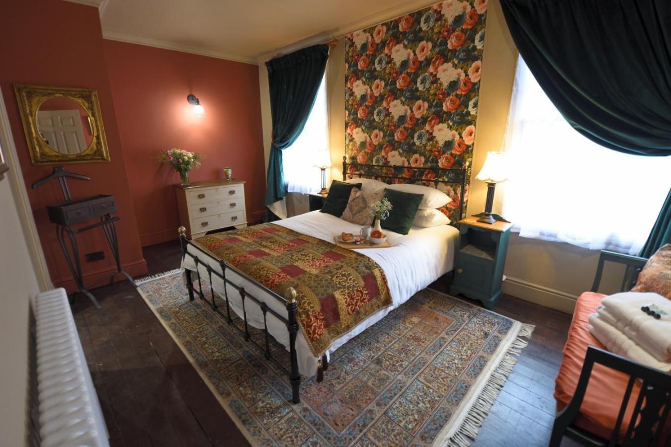 Samuels' A Duplex Apartment By Spires Accommodation In Lichfield City Centre Екстериор снимка